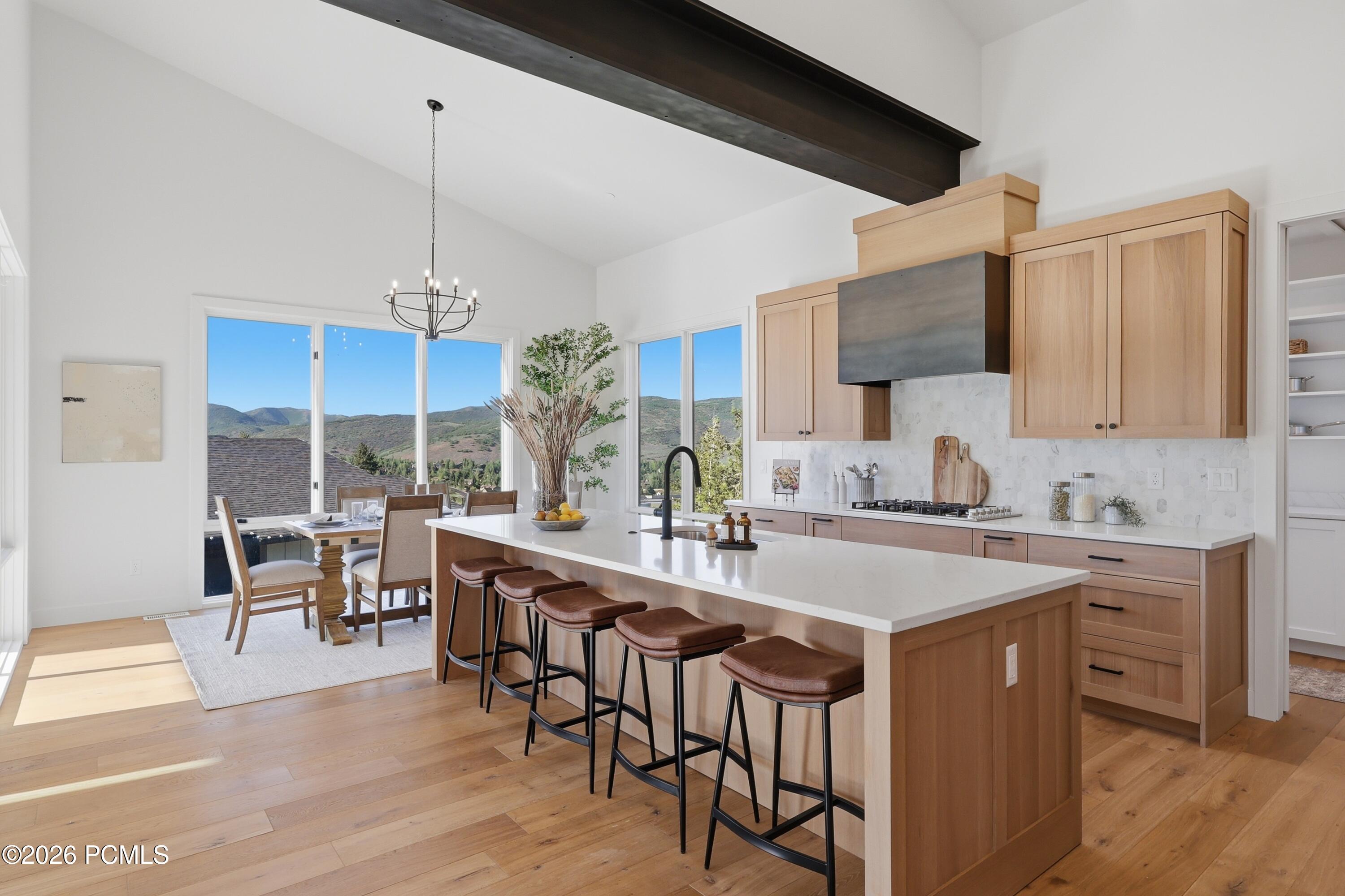 4060 W Crest Court