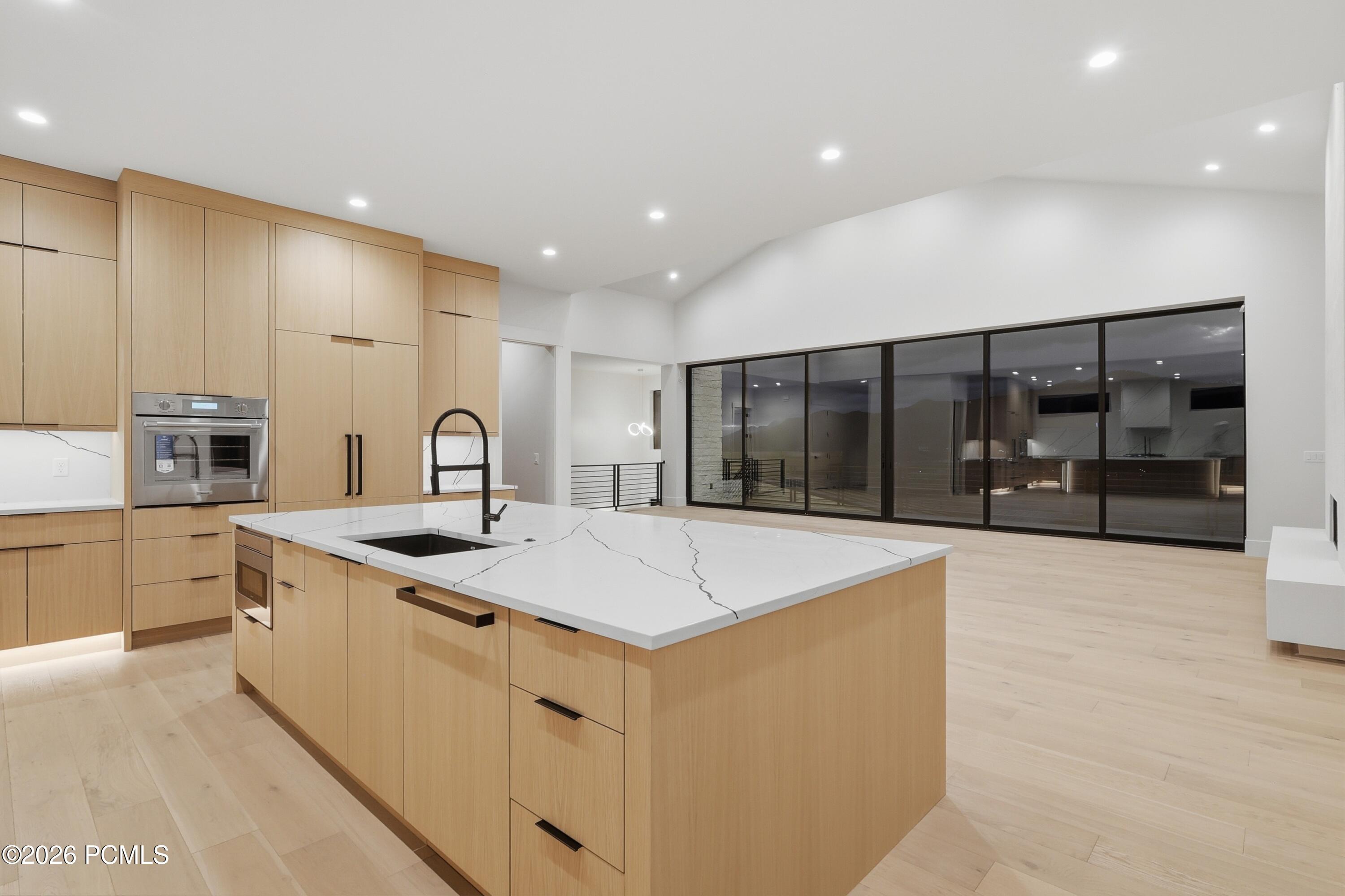 11386 N White Tail Court
