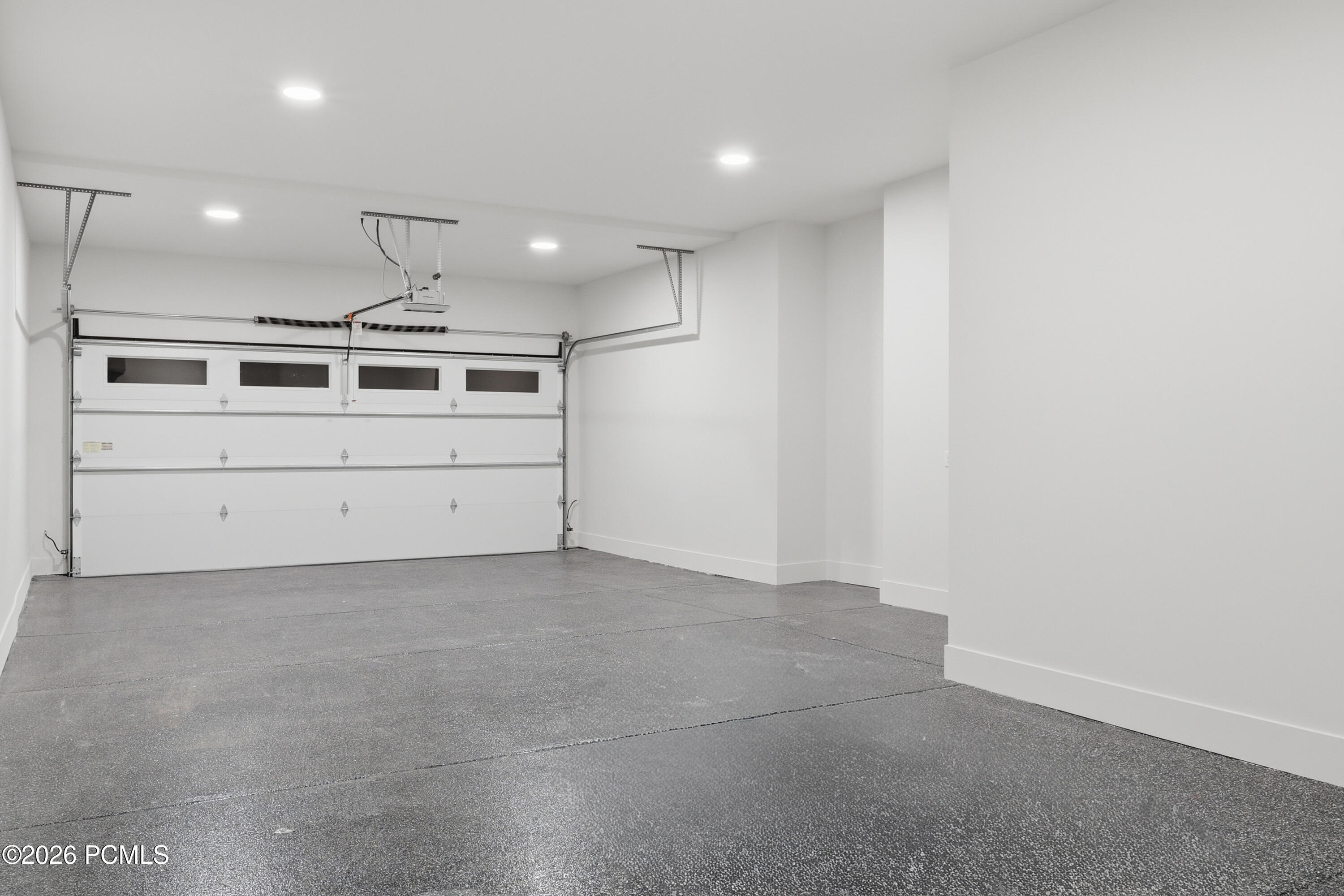 11386 N White Tail Court