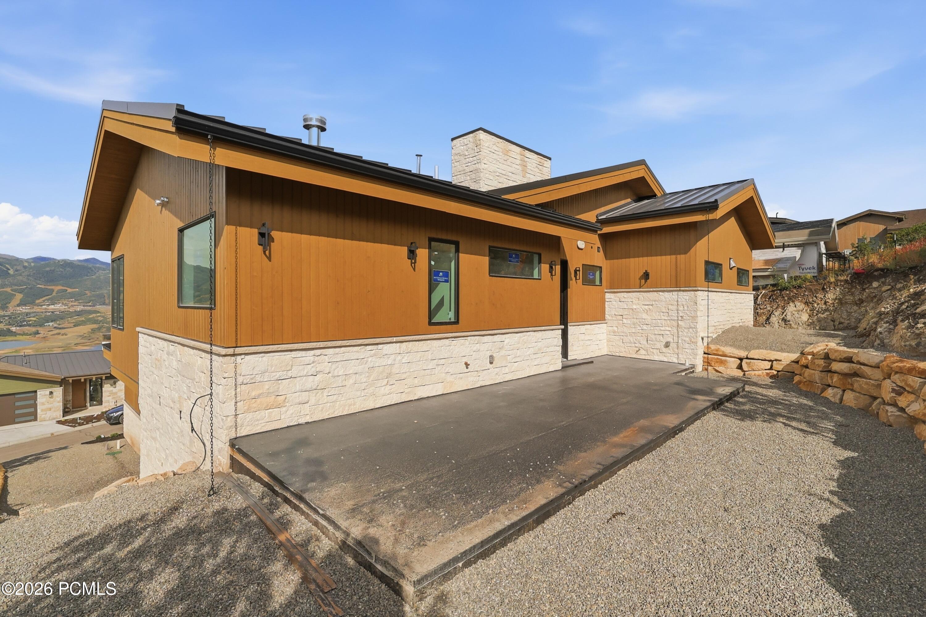 11386 N White Tail Court