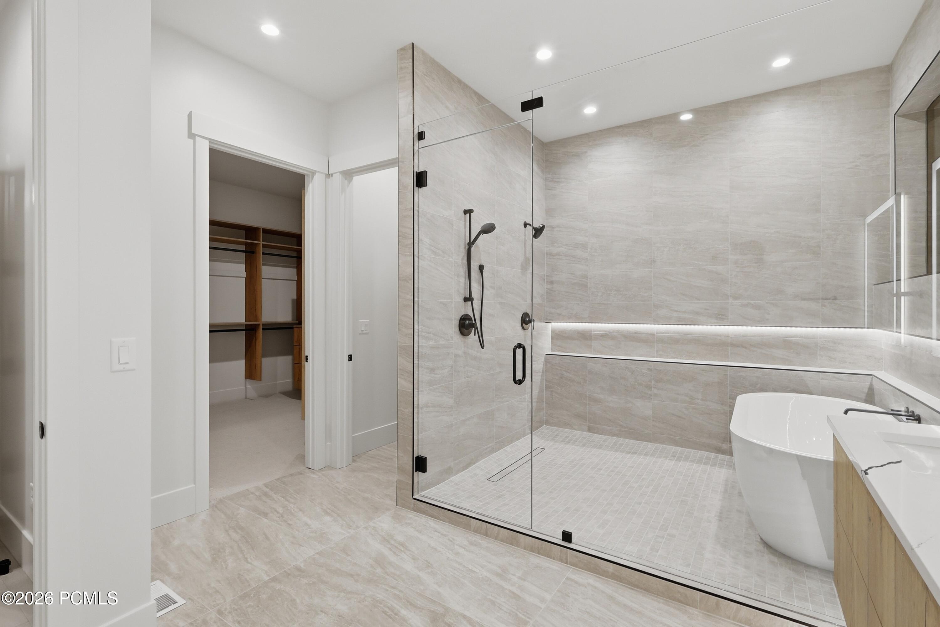 11386 N White Tail Court