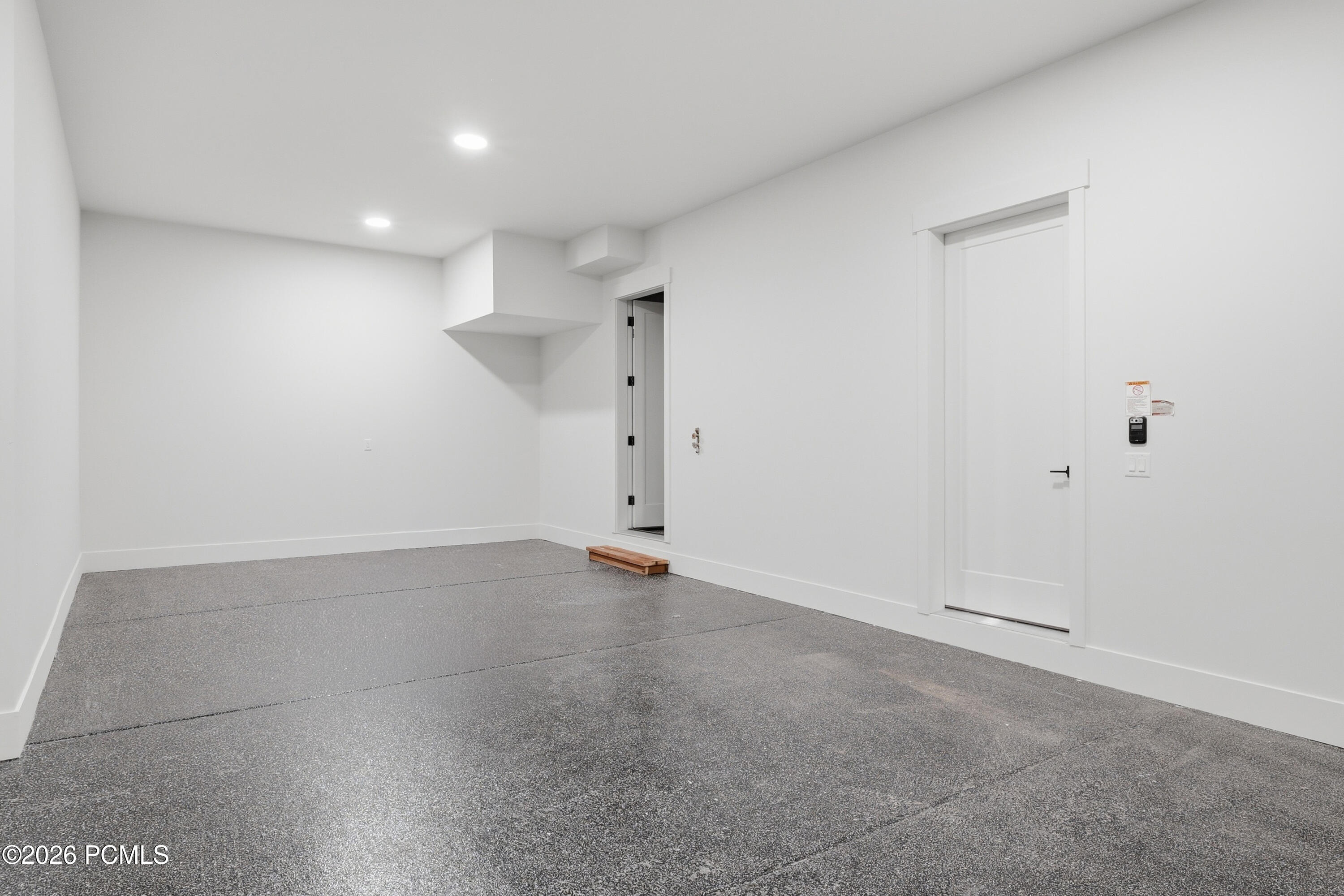 11386 N White Tail Court