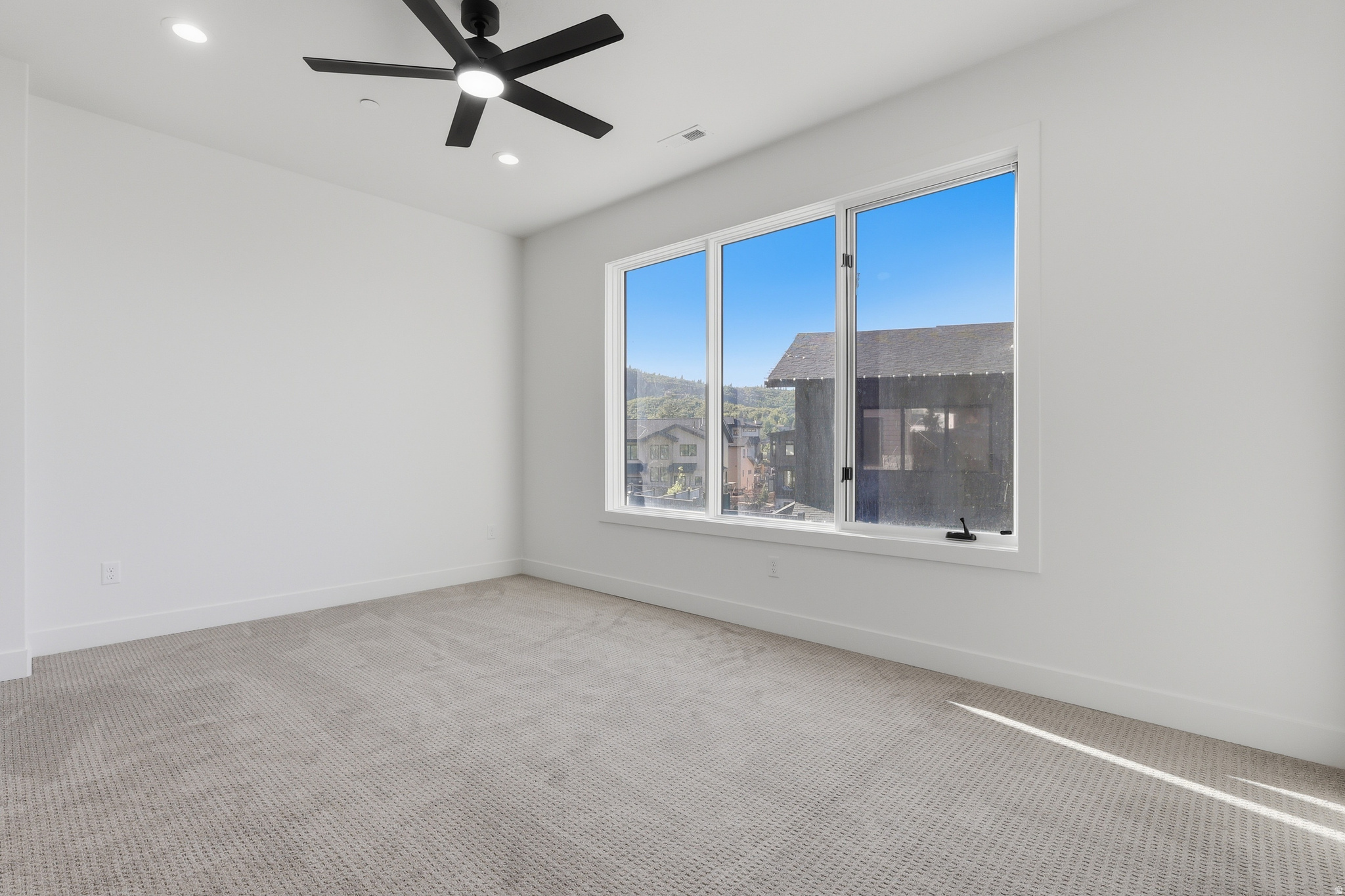 4060 W CREST CT #315