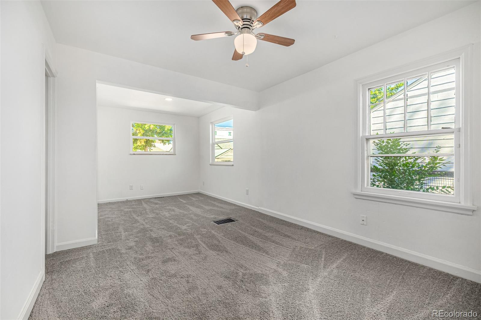 1409 S Clermont Street