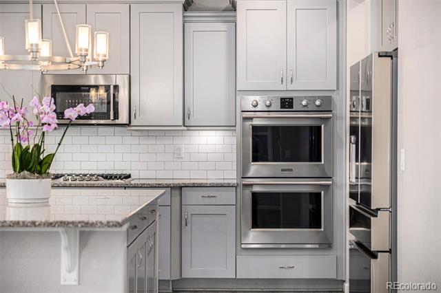 12595 W 8th Place