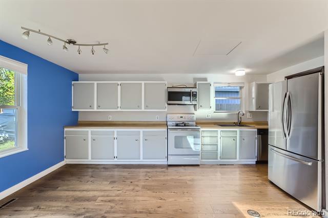 425 Crystal Place
