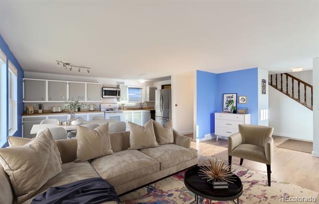 425 Crystal Place