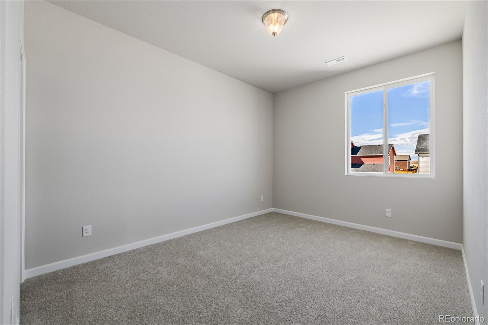 2923 Pershing Street