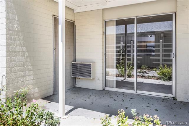 655 S Clinton Street Unit: 10A
