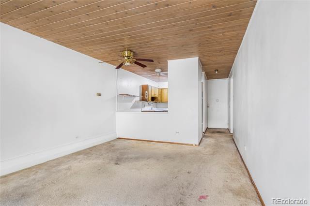 655 S Clinton Street Unit: 10A