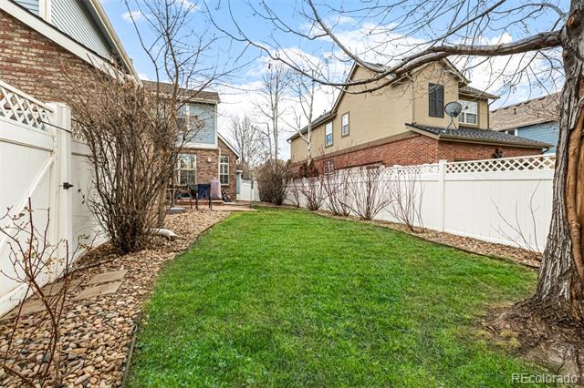 1003 Roslyn Court