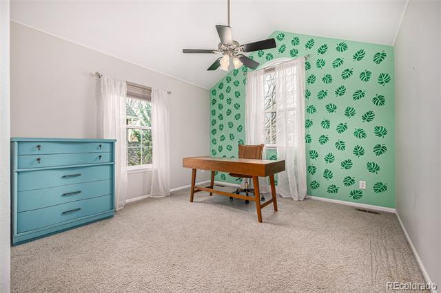 1003 Roslyn Court