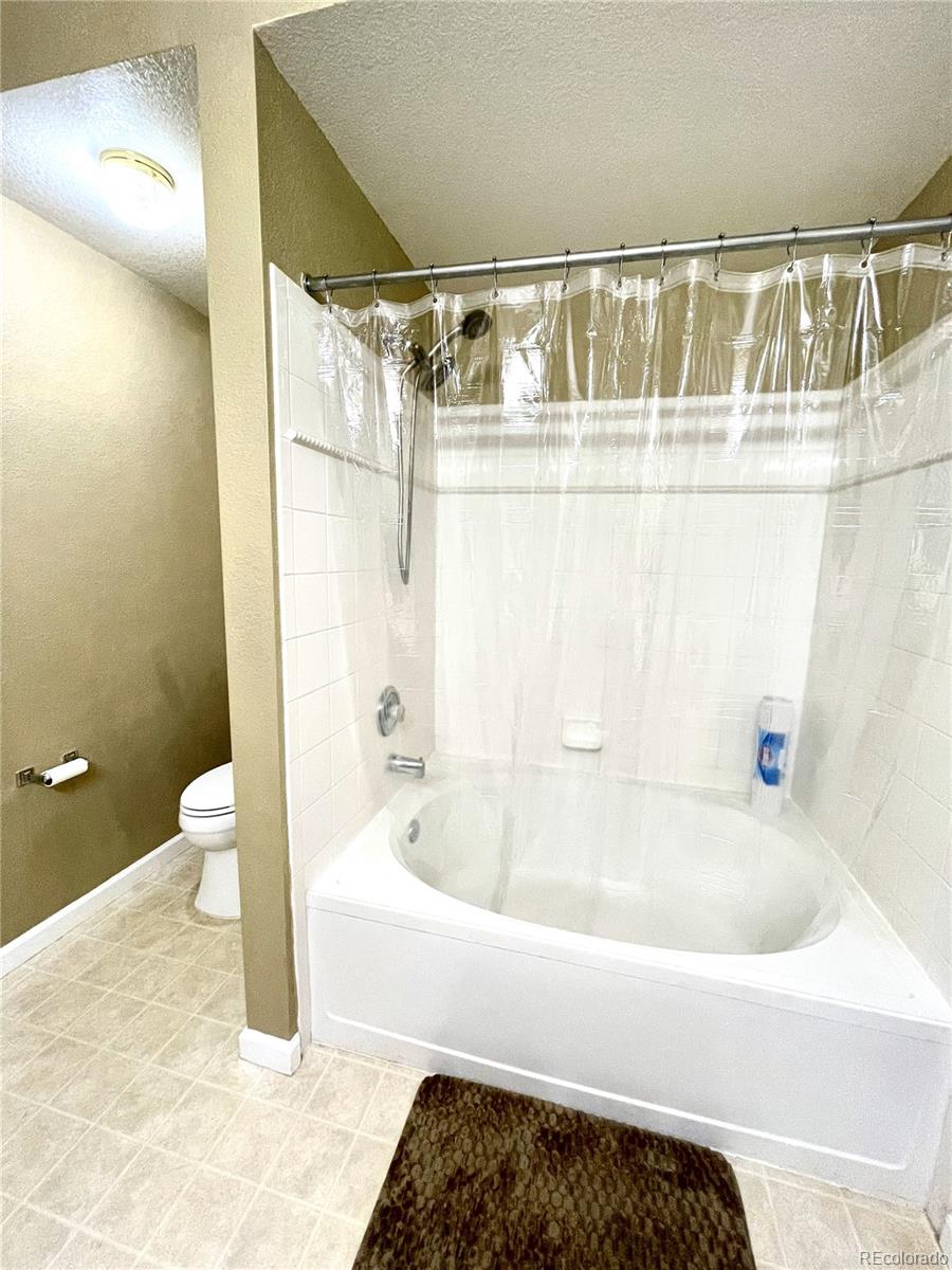 7440 S Blackhawk Street Unit: 205