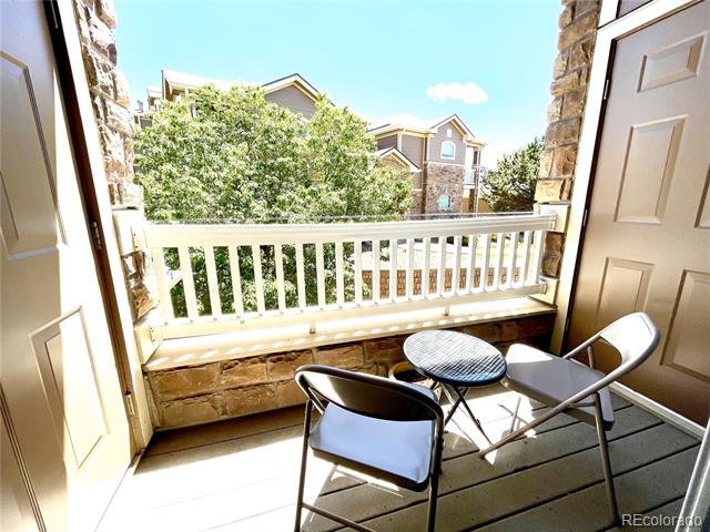 7440 S Blackhawk Street Unit: 205