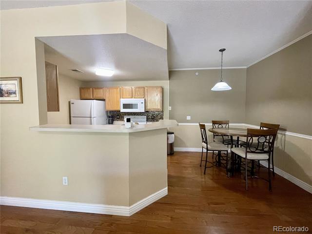 7440 S Blackhawk Street Unit: 205
