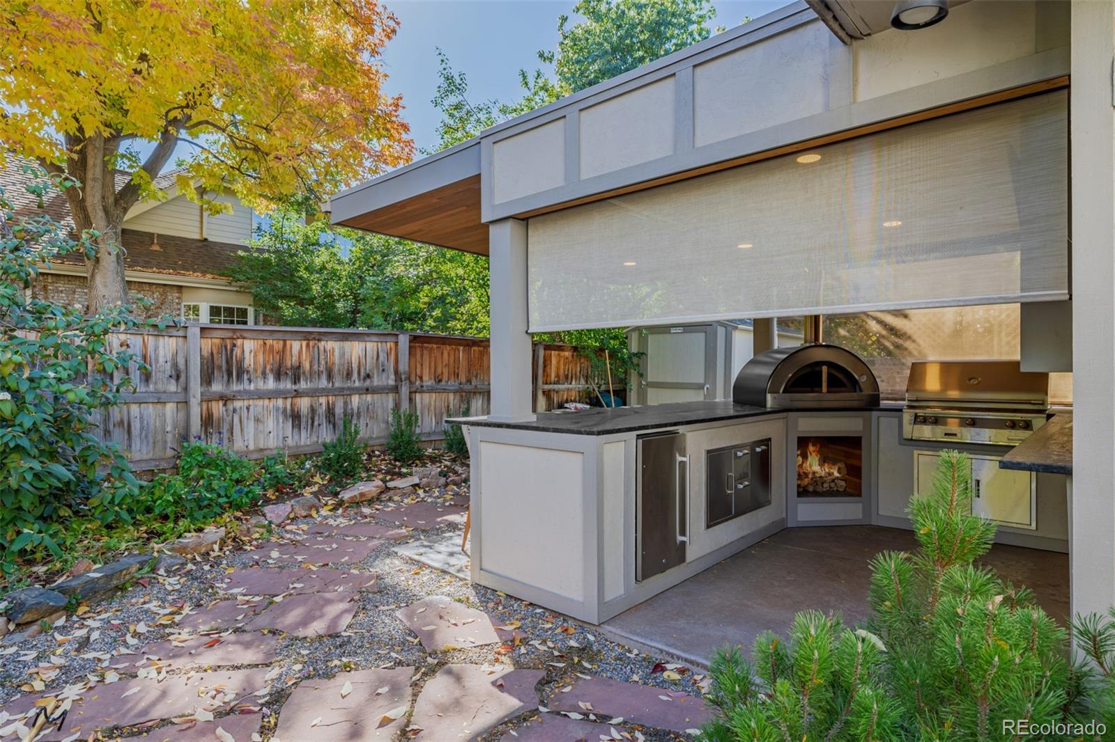 353 Bellaire Street