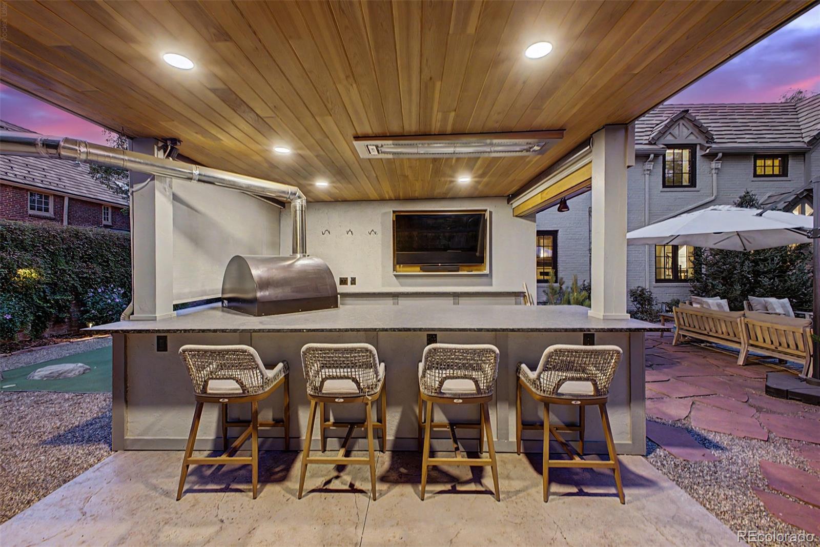 353 Bellaire Street