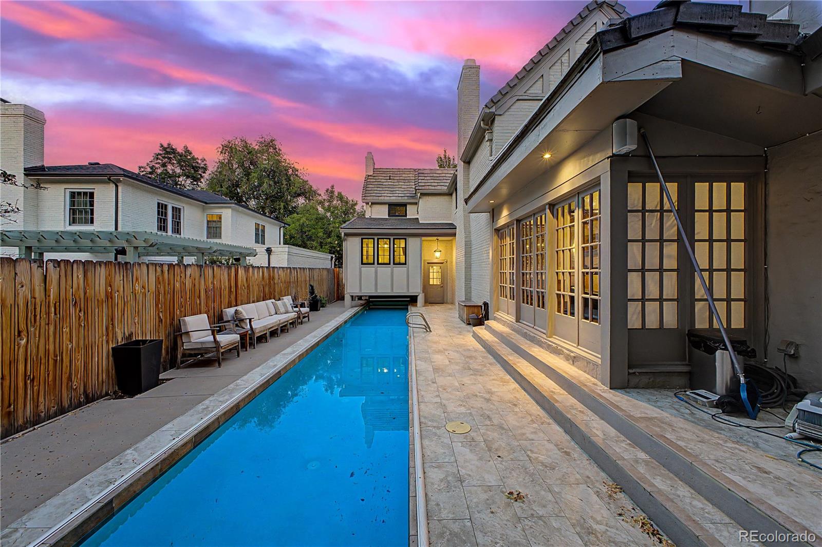 353 Bellaire Street