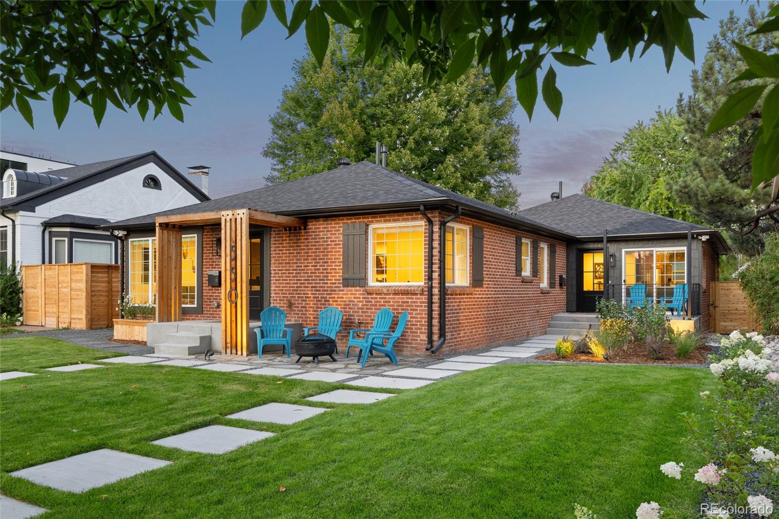 550 S Franklin Street Unit: 552