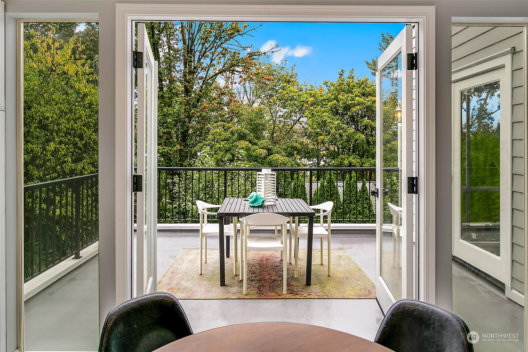 1520 E Interlaken Boulevard