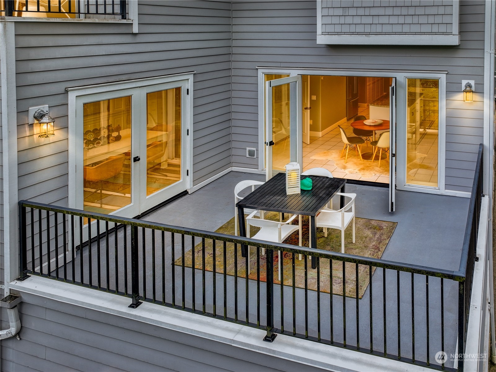 1520 E Interlaken Boulevard