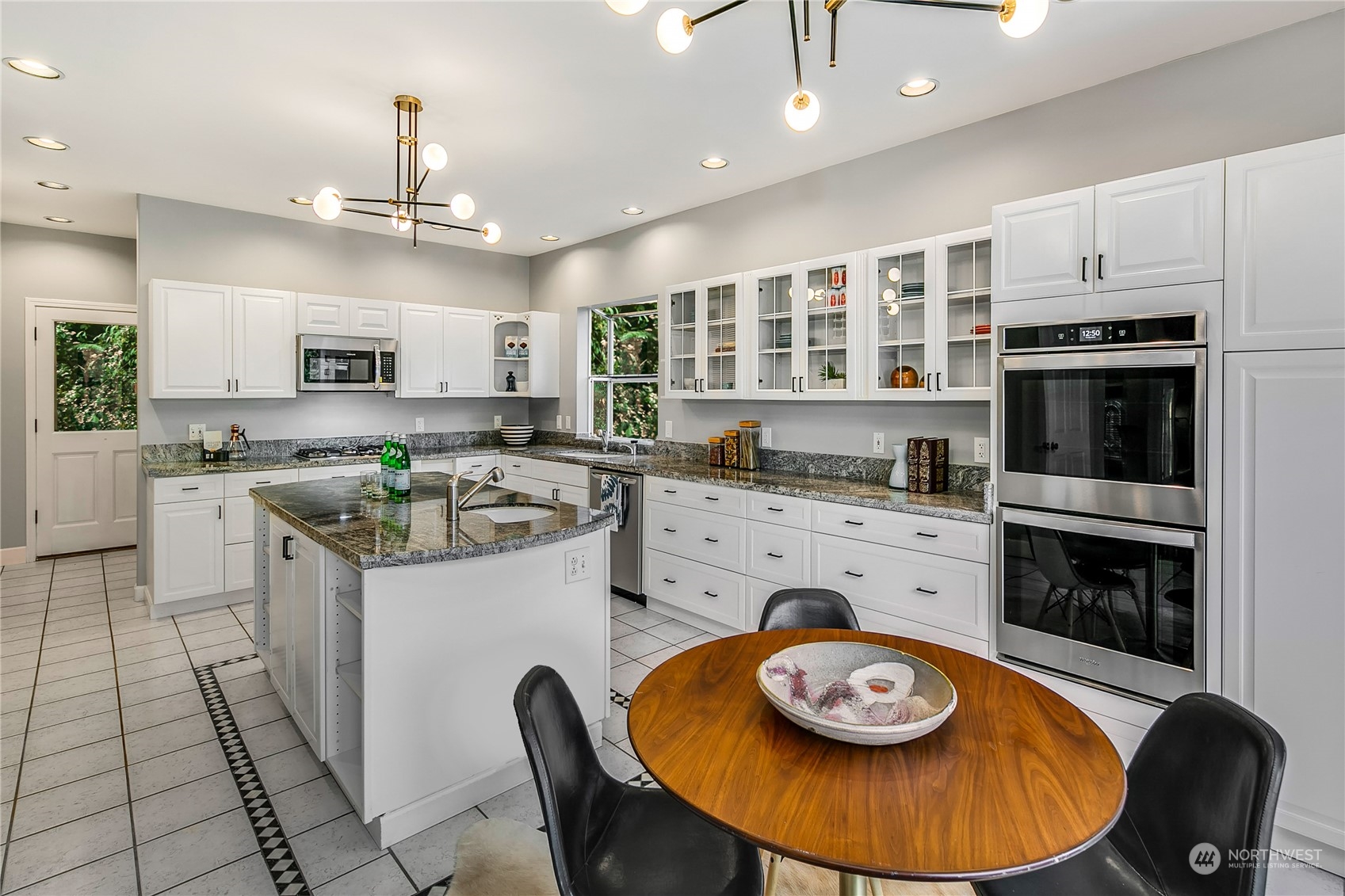 1520 E Interlaken Boulevard