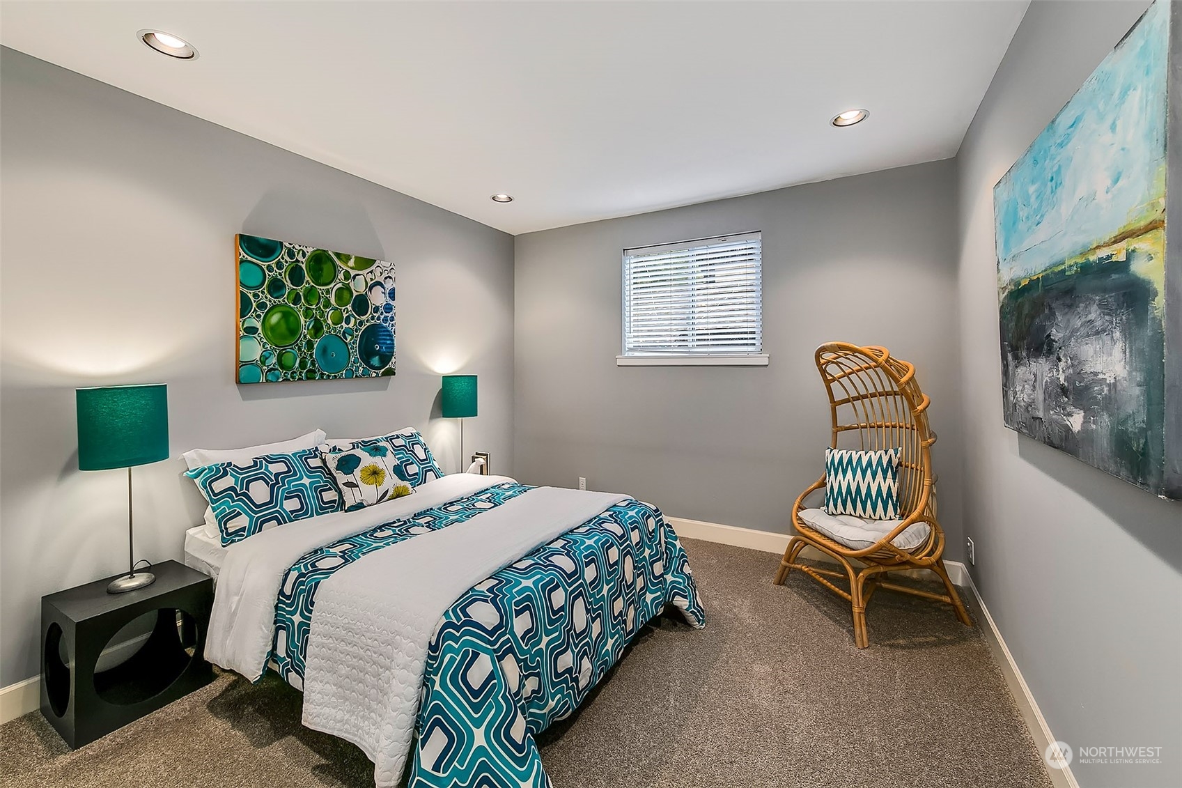 1520 E Interlaken Boulevard