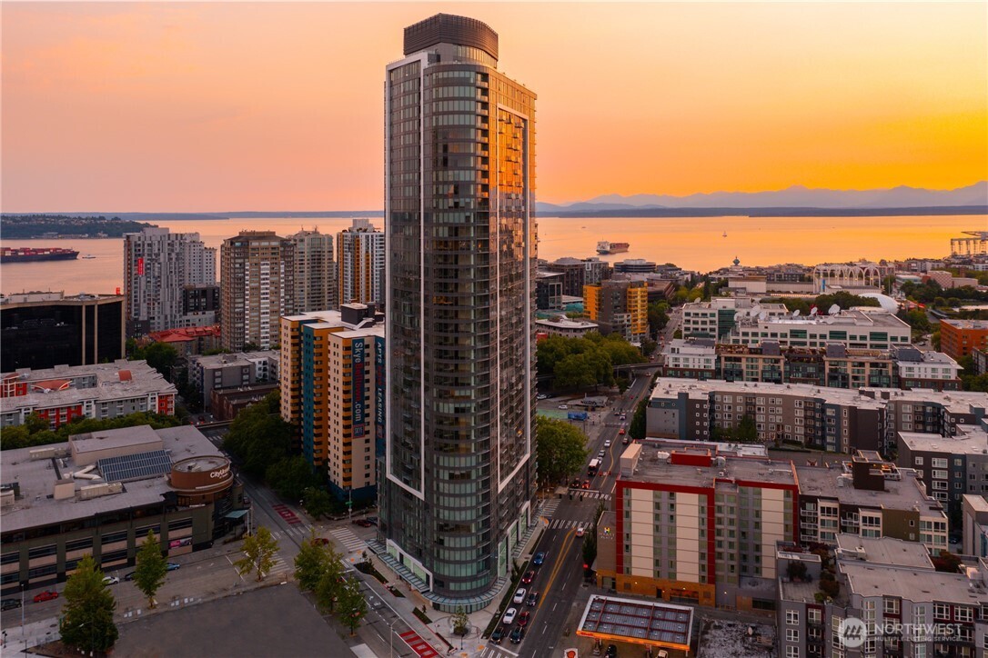 2510 6th Avenue Unit: 3009