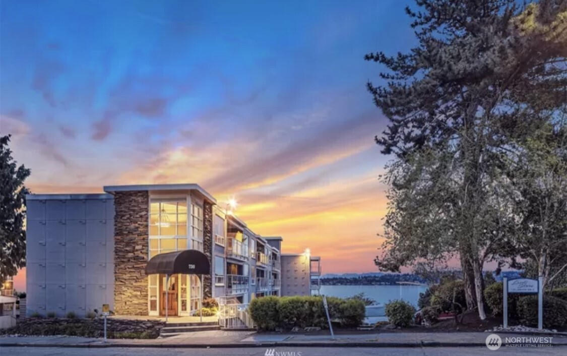 720 Lakeside Avenue S Unit: 406