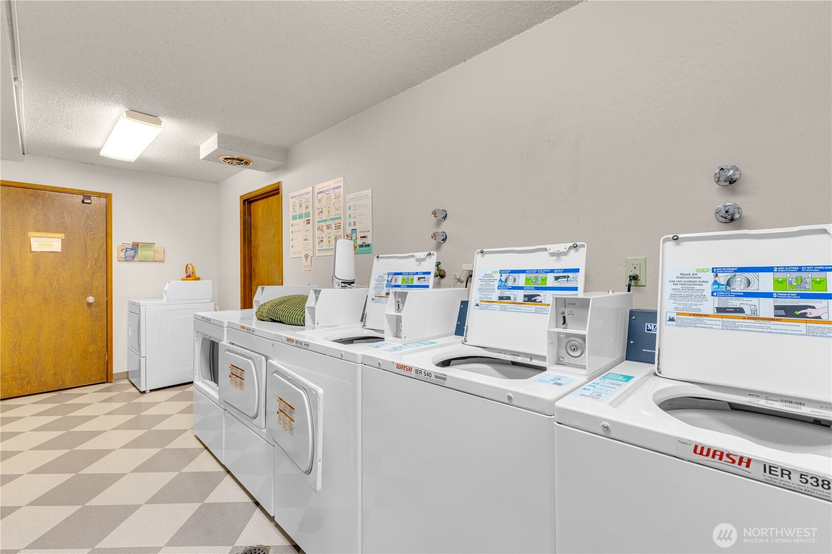 654 W Olympic Place Unit: 101