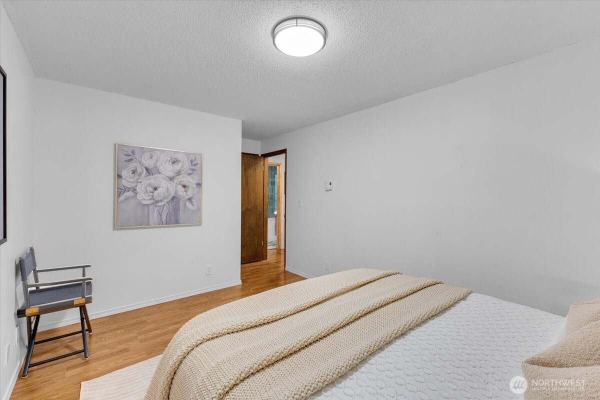 654 W Olympic Place Unit: 101