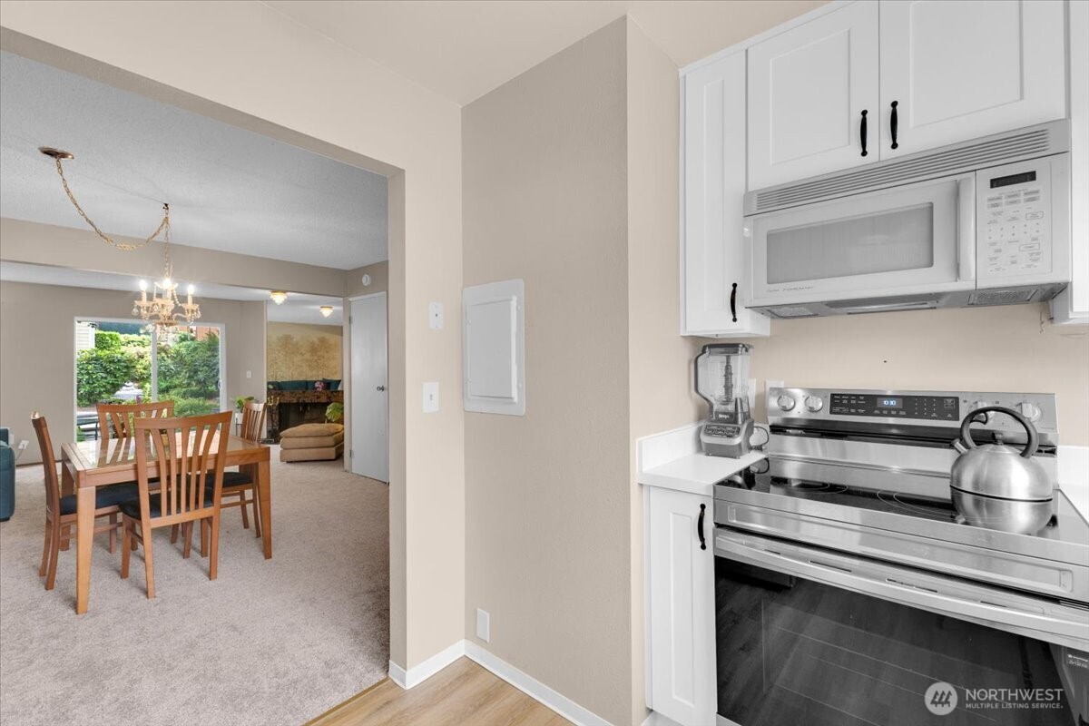 12024 101st Avenue NE Unit: E2