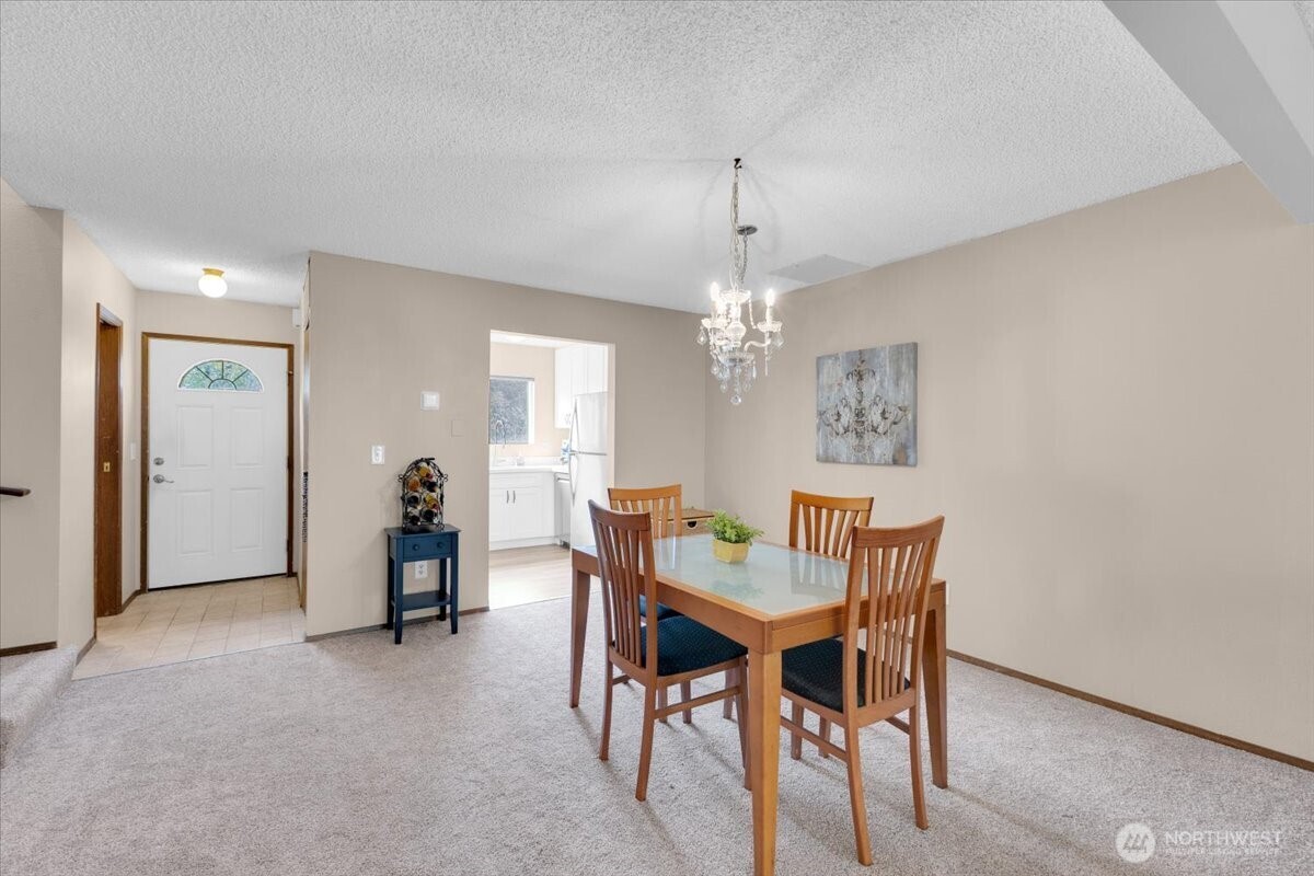 12024 101st Avenue NE Unit: E2