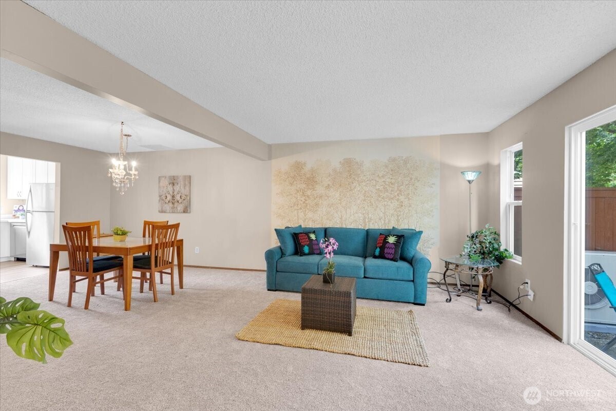 12024 101st Avenue NE Unit: E2