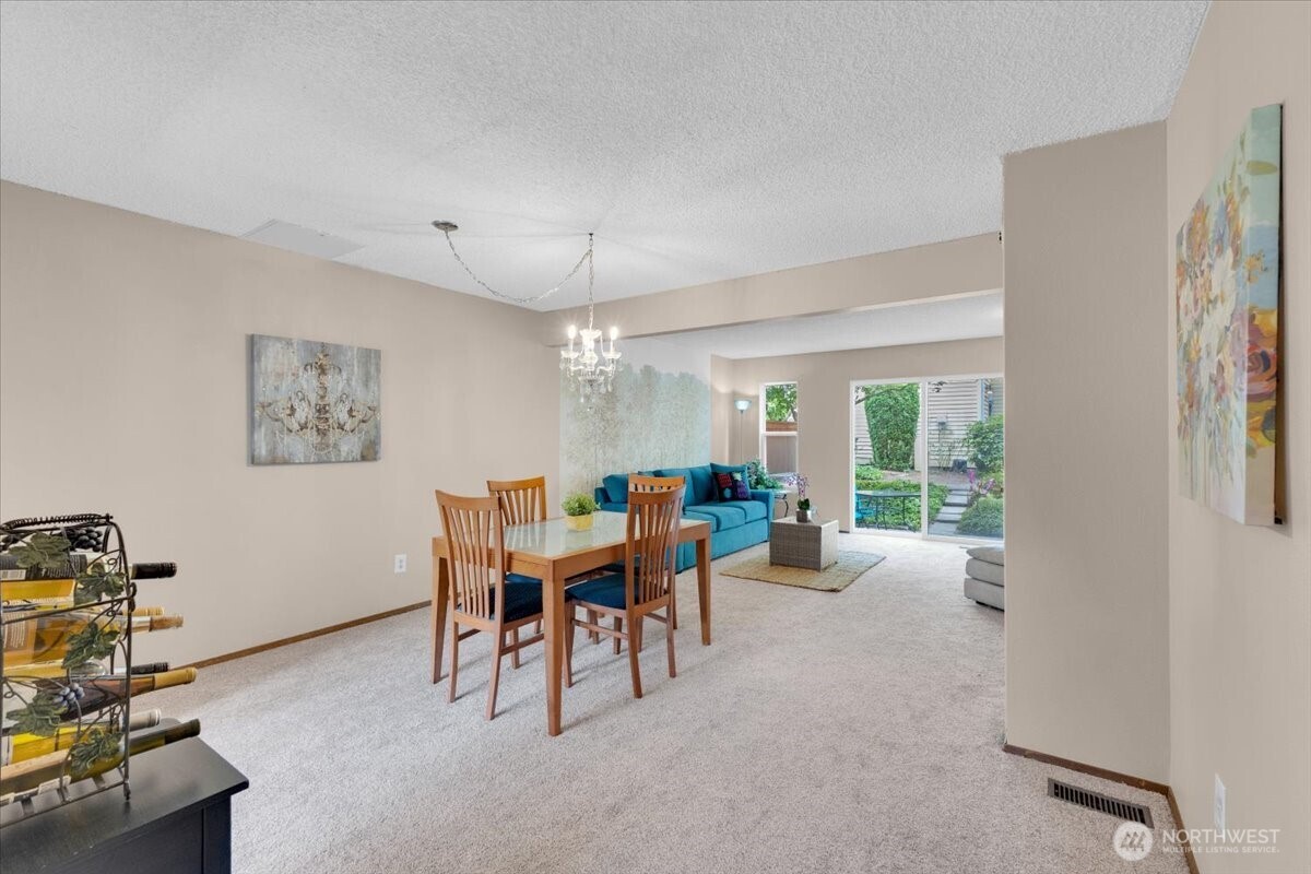 12024 101st Avenue NE Unit: E2