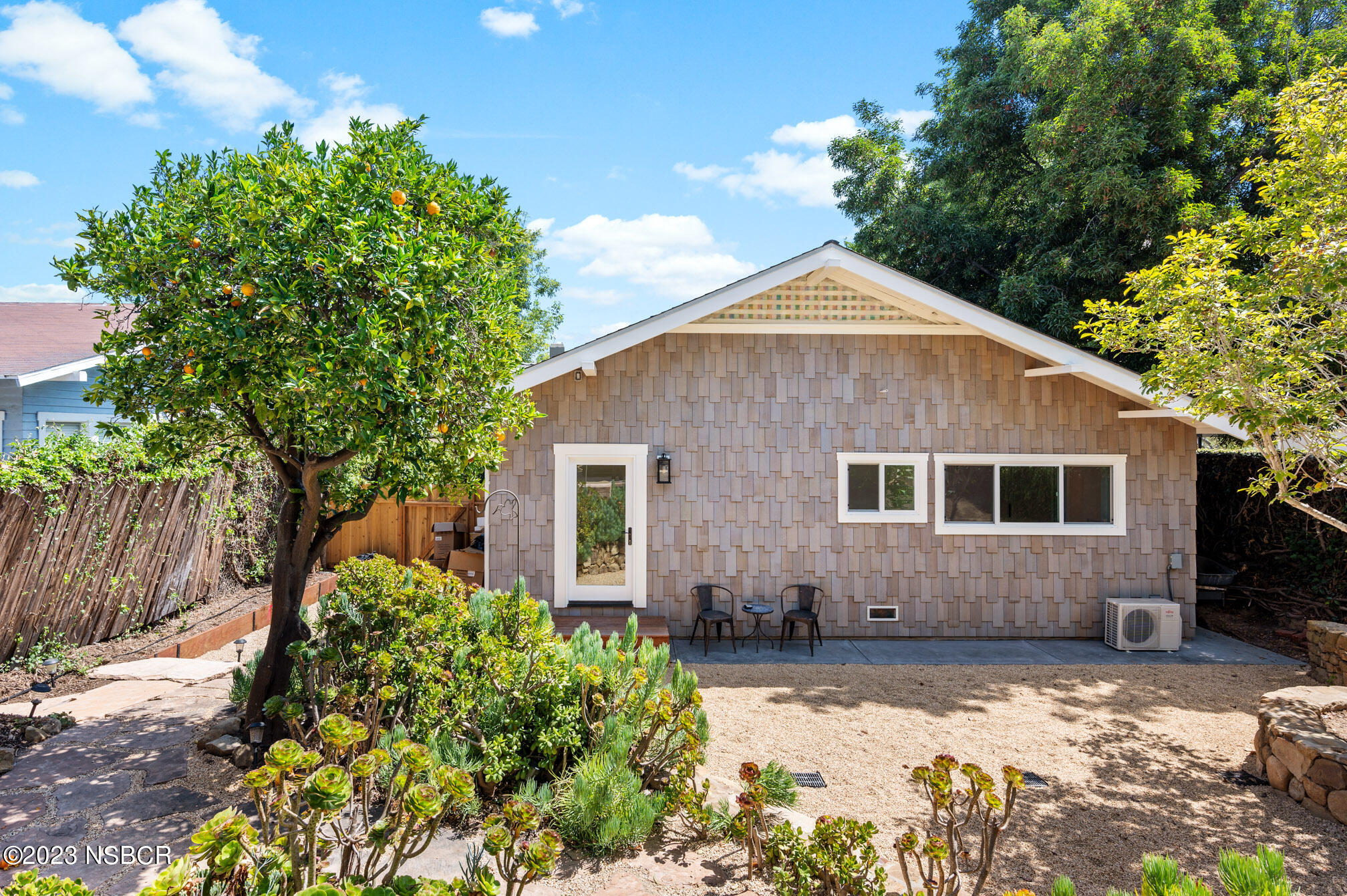 22 W. Islay Street B