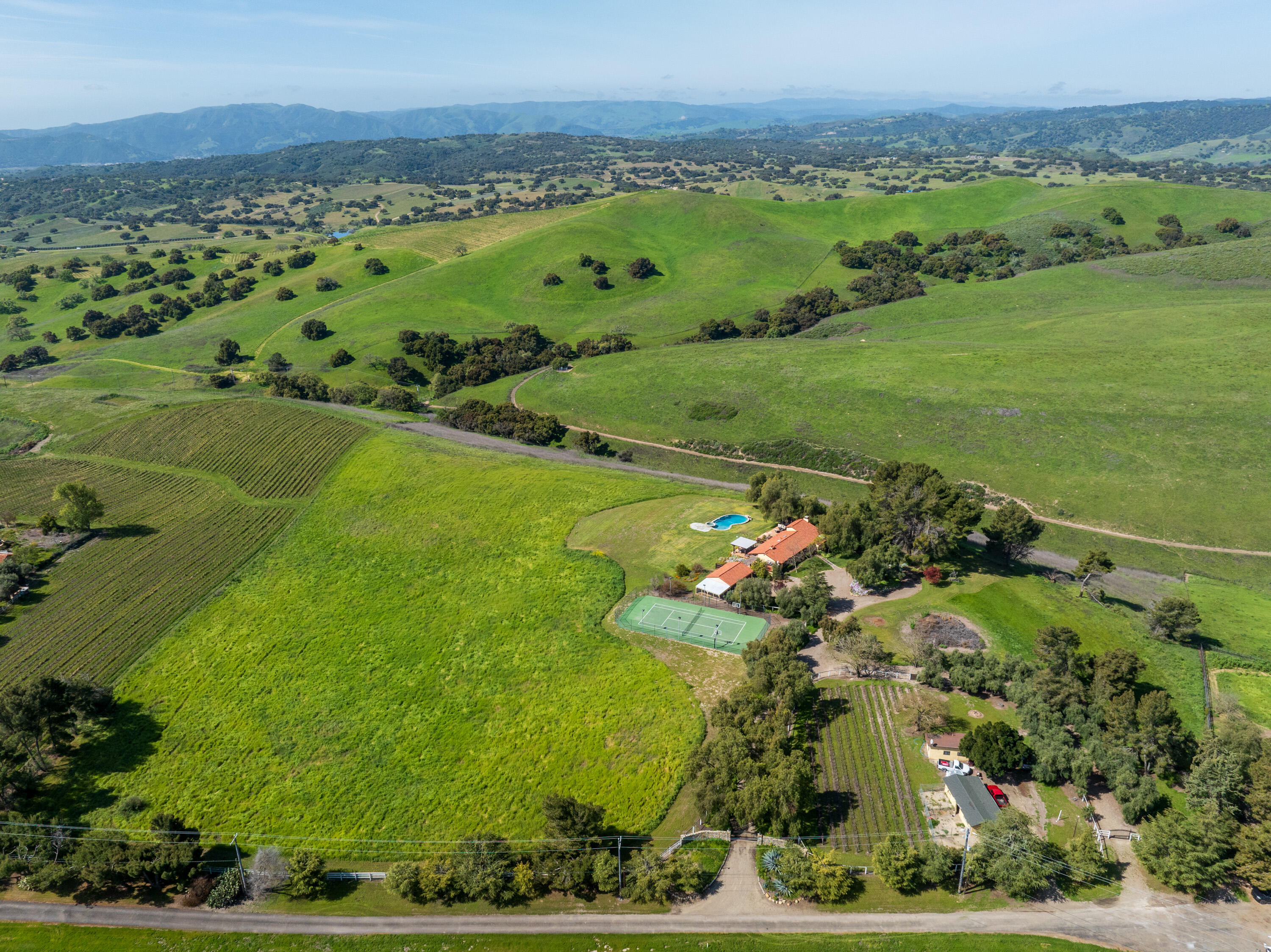 2851 Tapadero Road