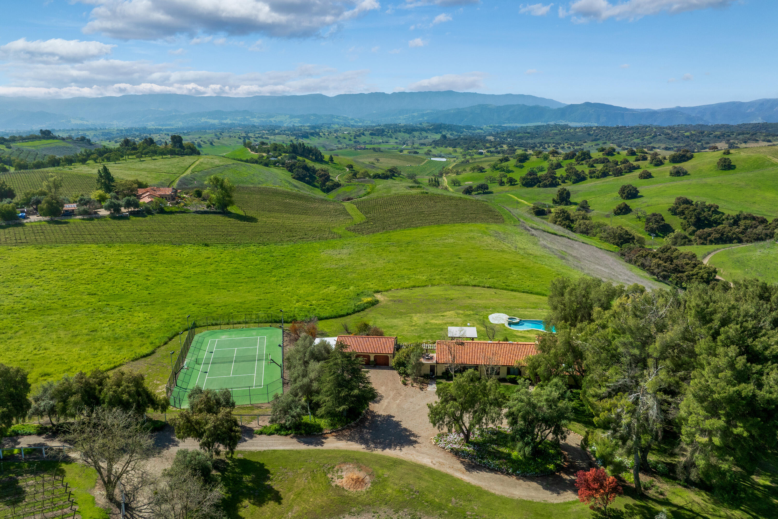 2851 Tapadero Road