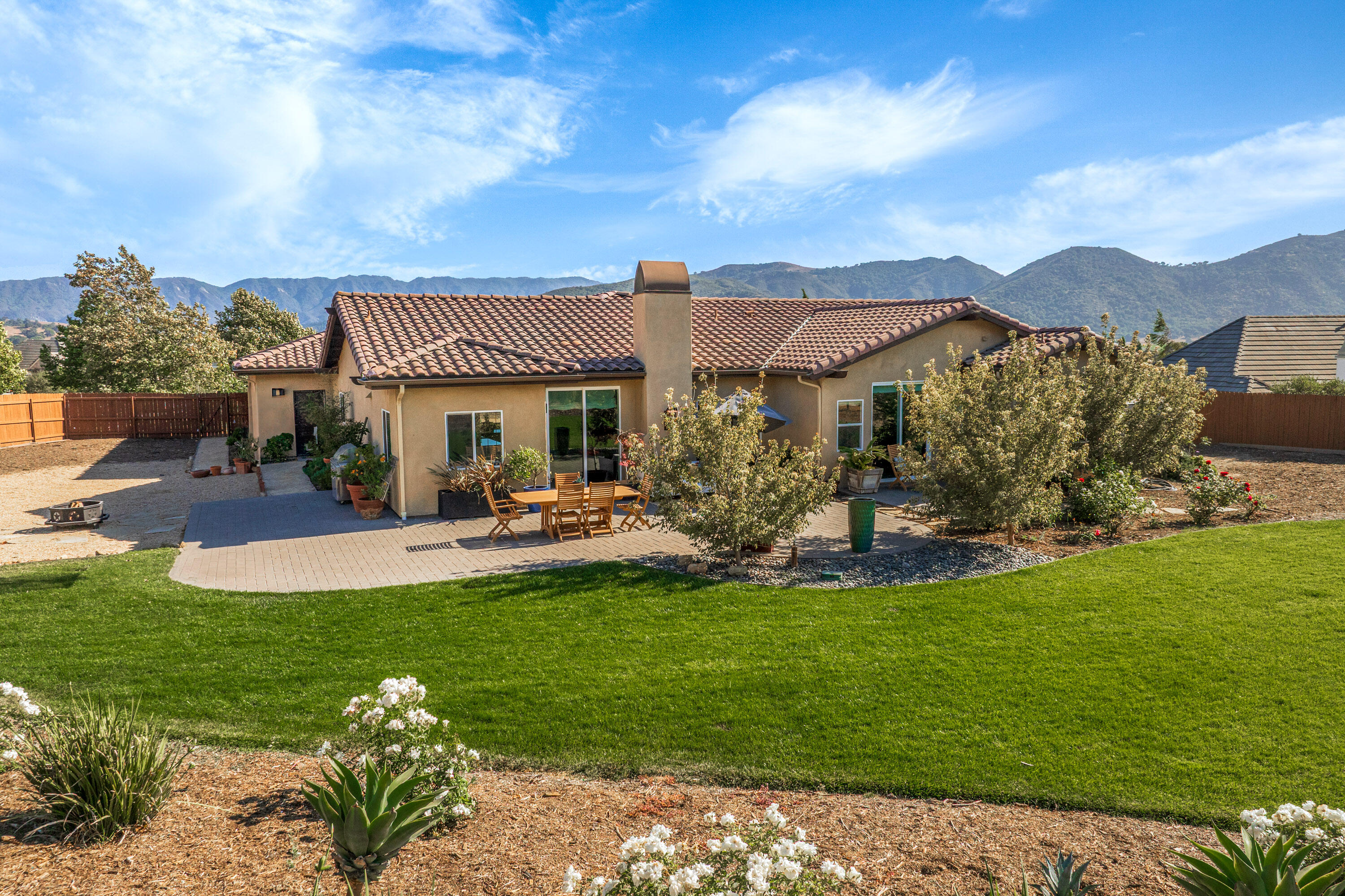690 Valley Oak Road