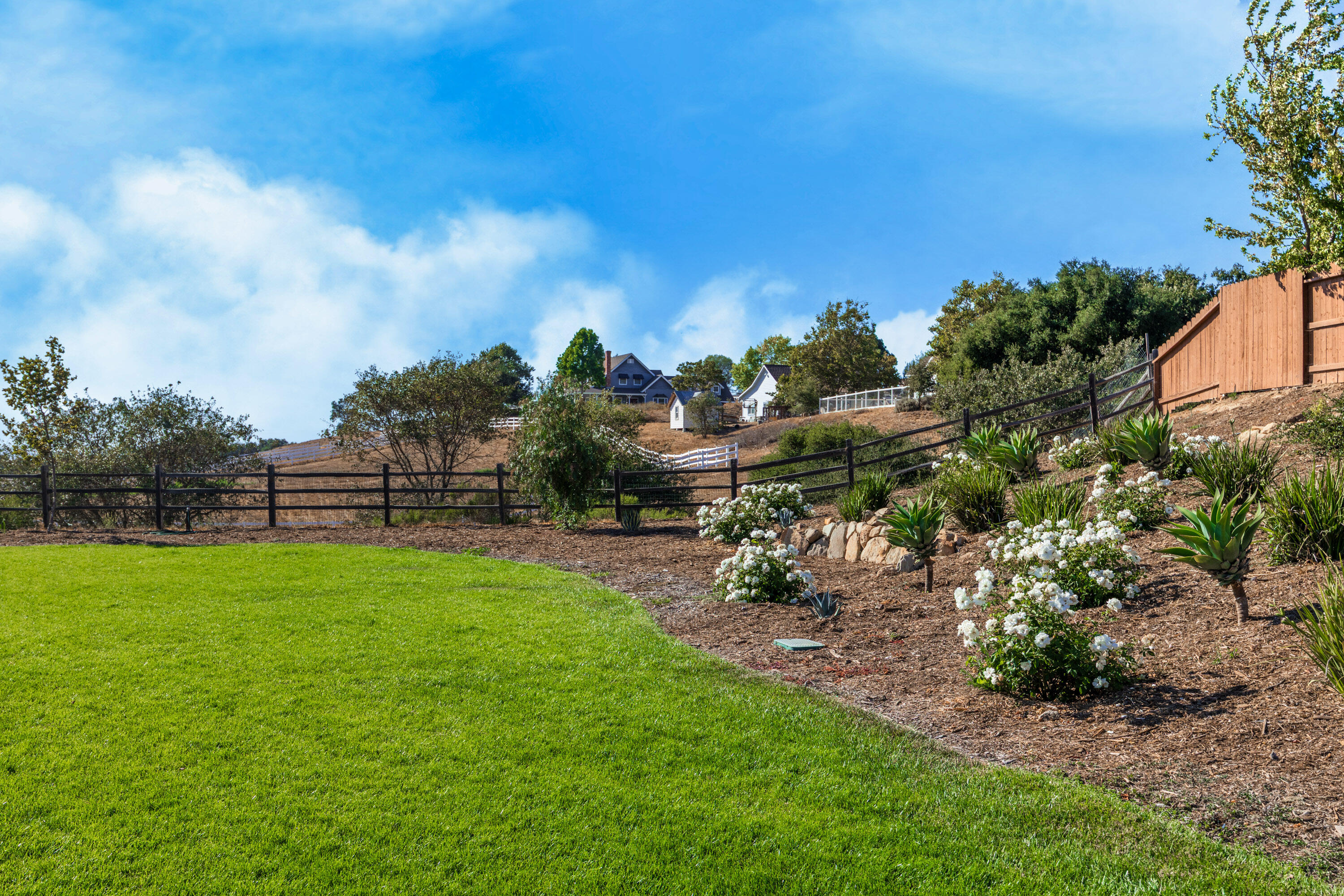 690 Valley Oak Road