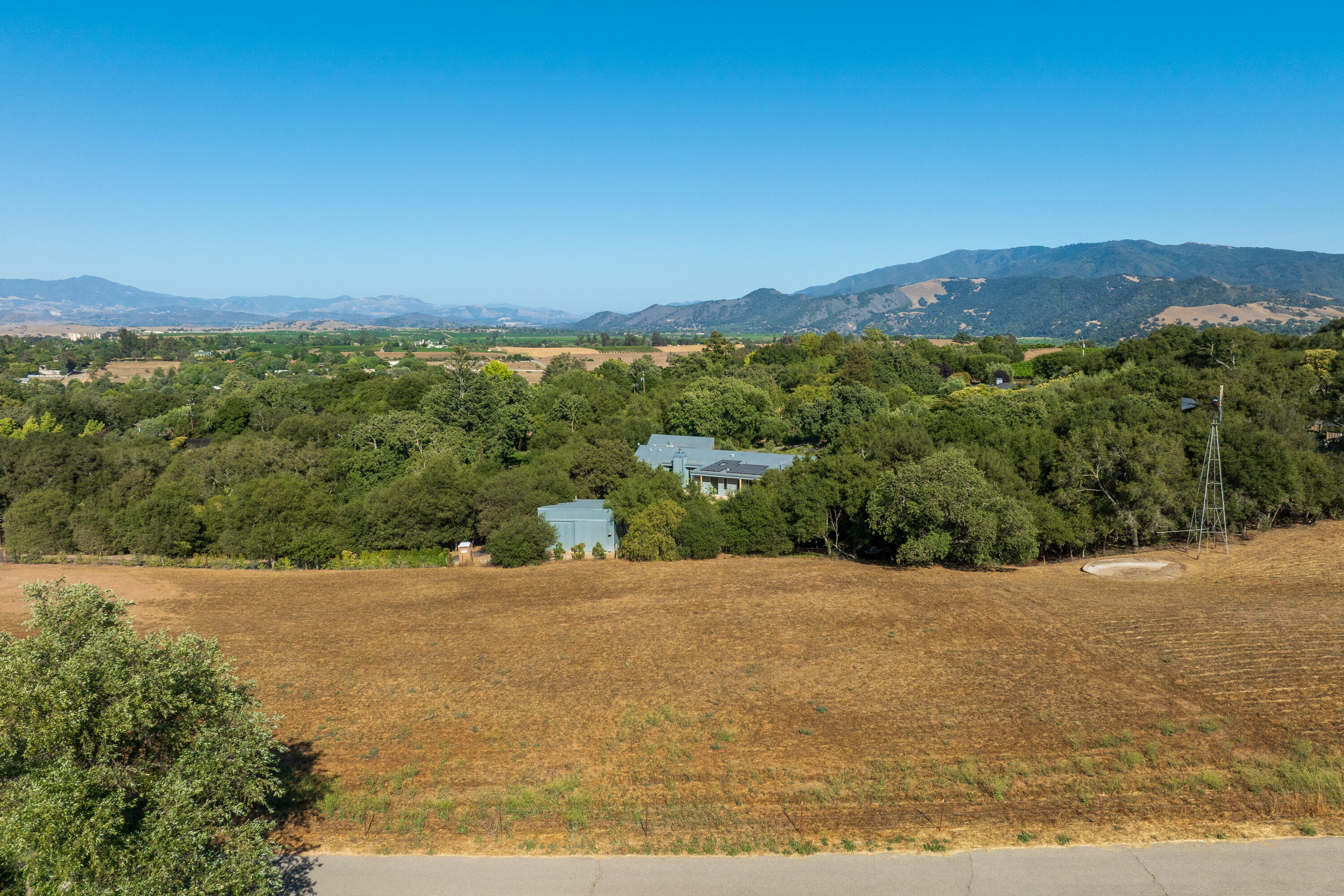 2210 Hill Haven Road