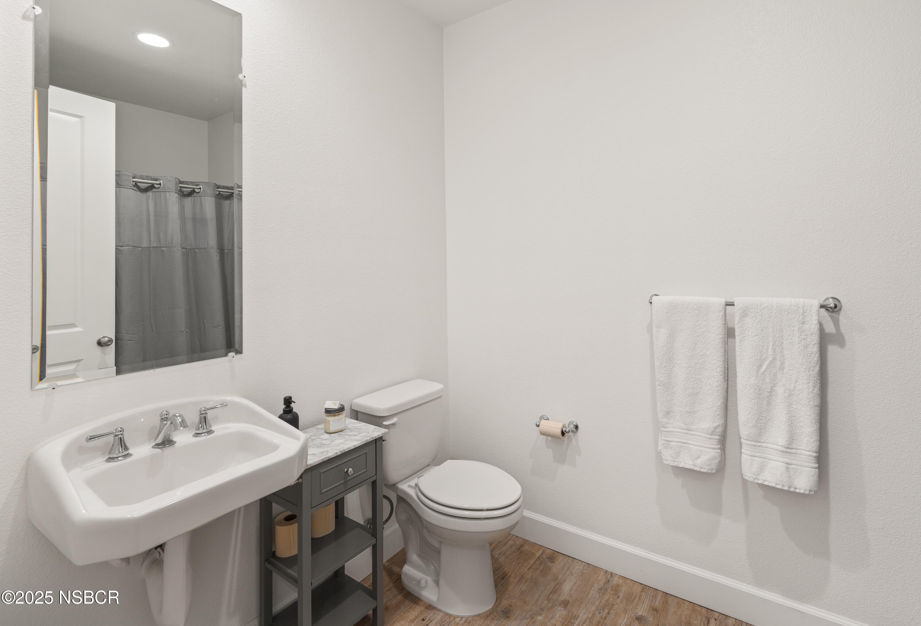 222 Bainbridge Court