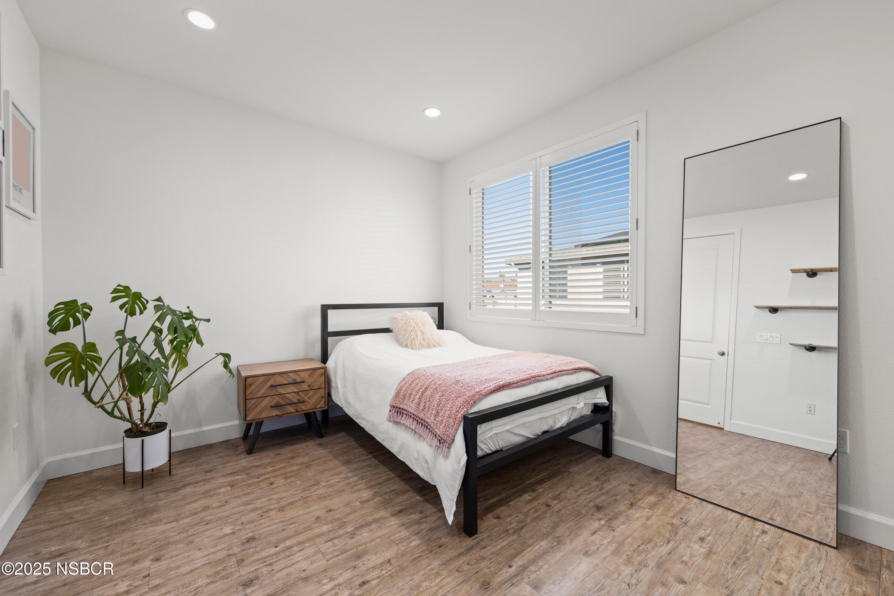 222 Bainbridge Court