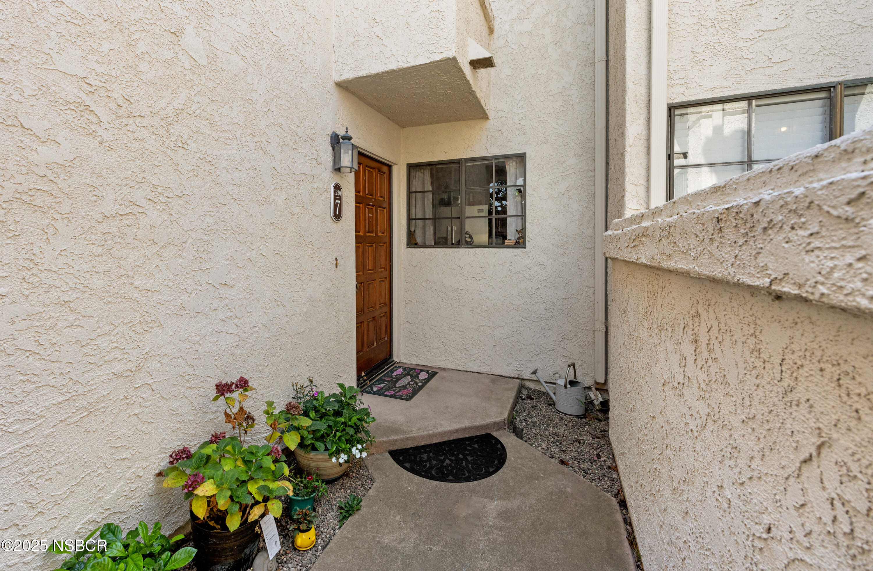 1220 Franciscan Court 7