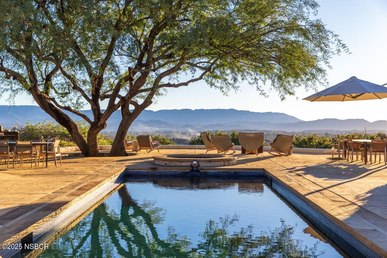 2830/2750 Calzada Avenue