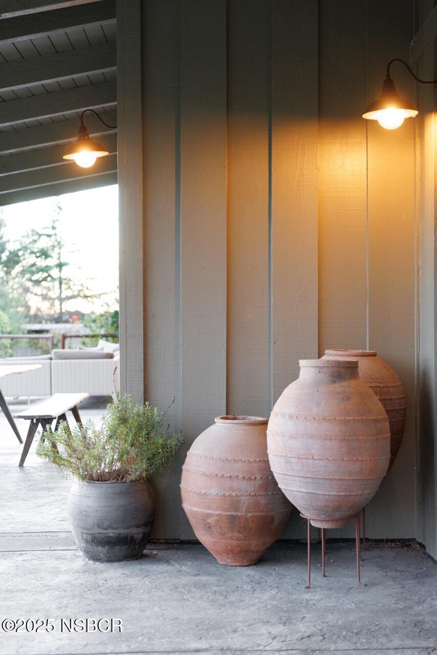 2830/2750 Calzada Avenue