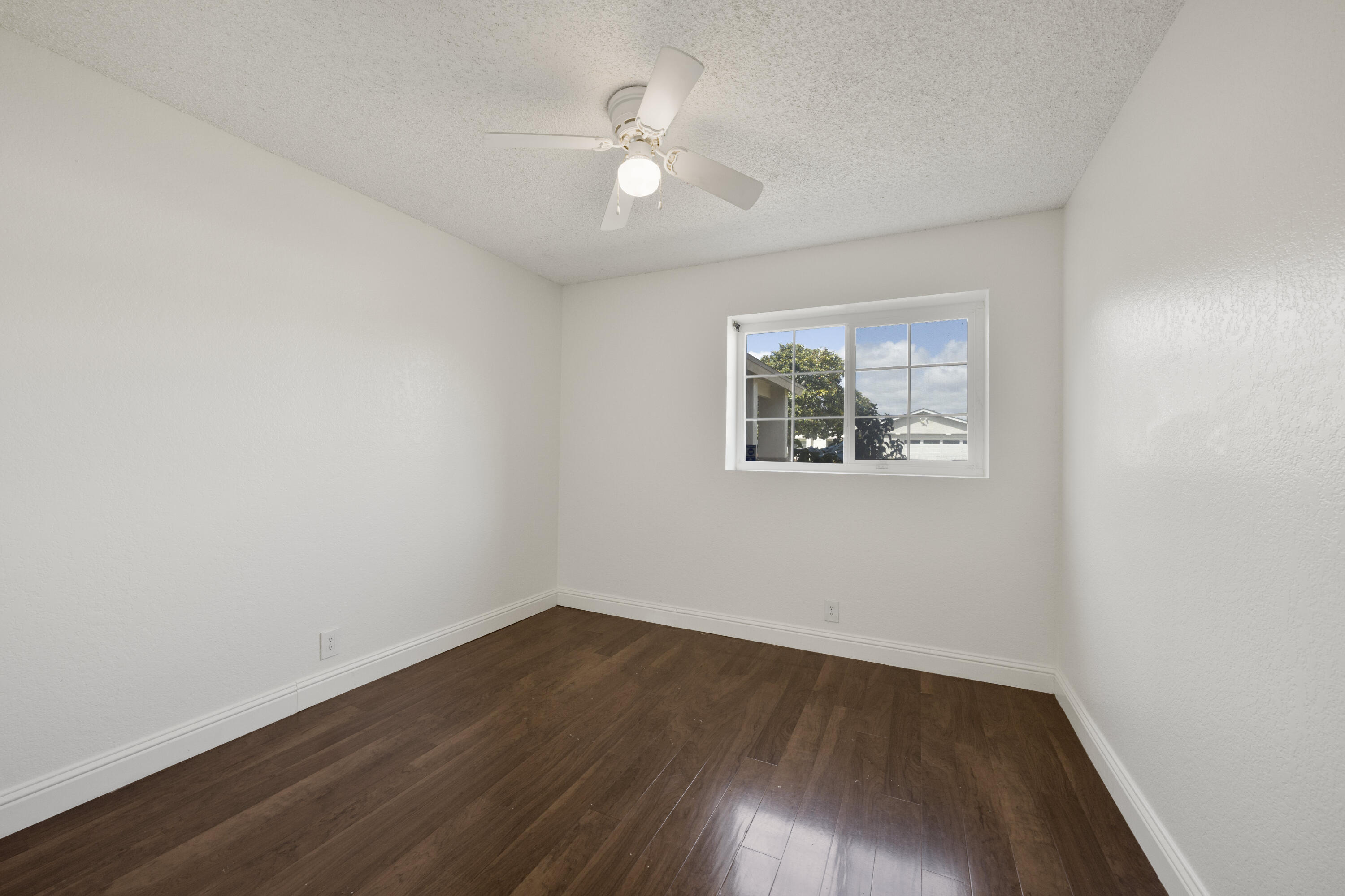 908 Northpoint Place