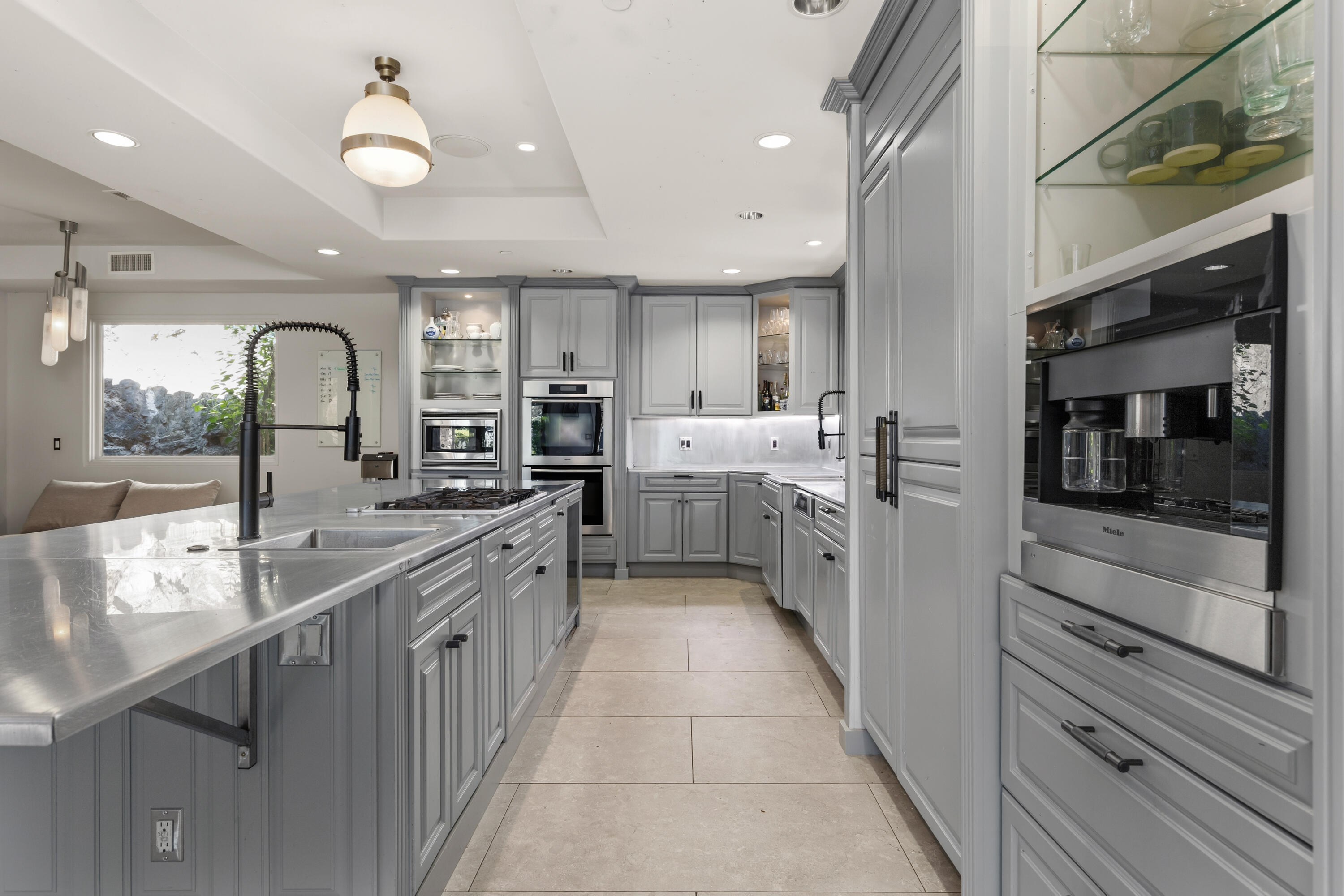 330 E Mountain Drive