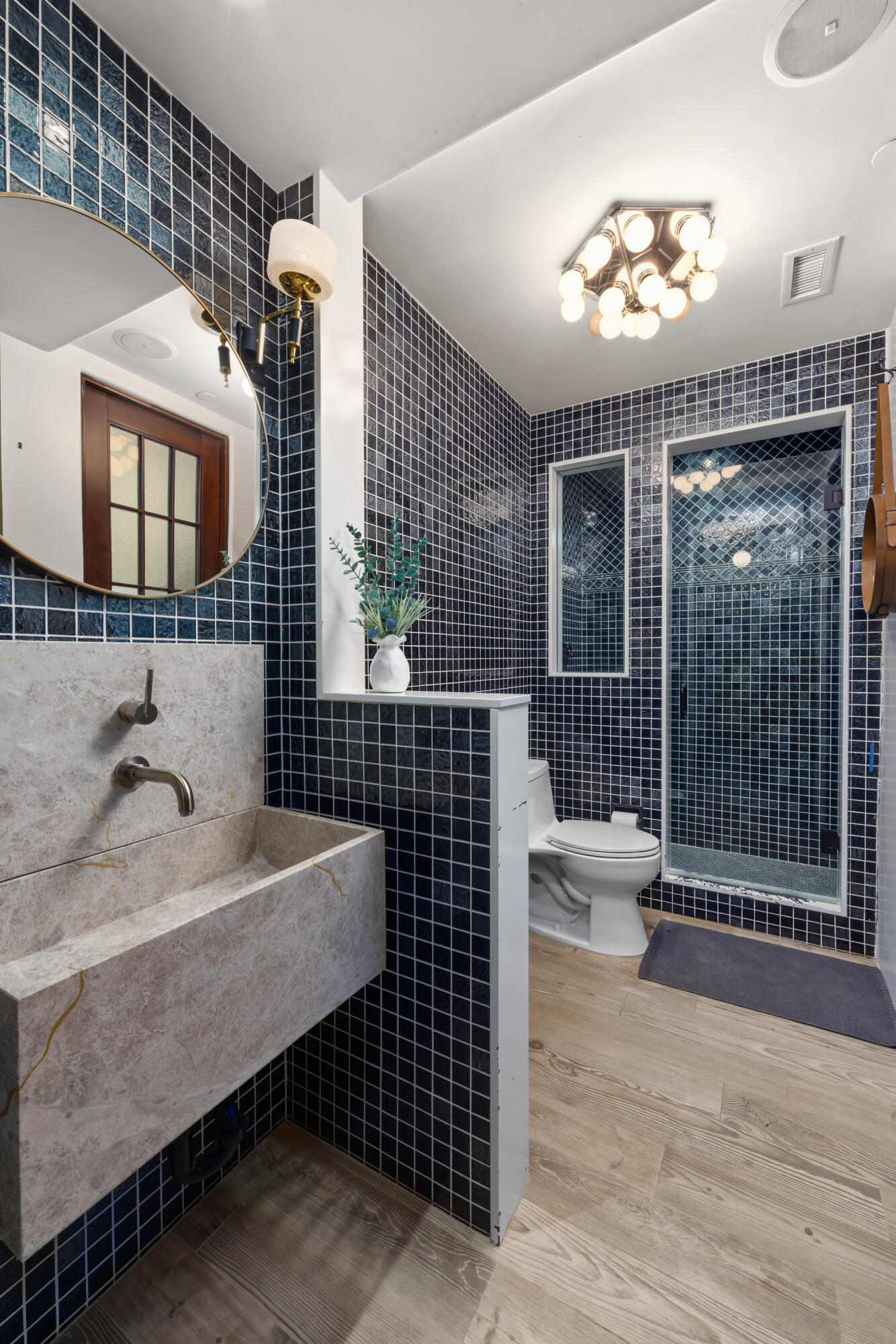 330 E Mountain Drive