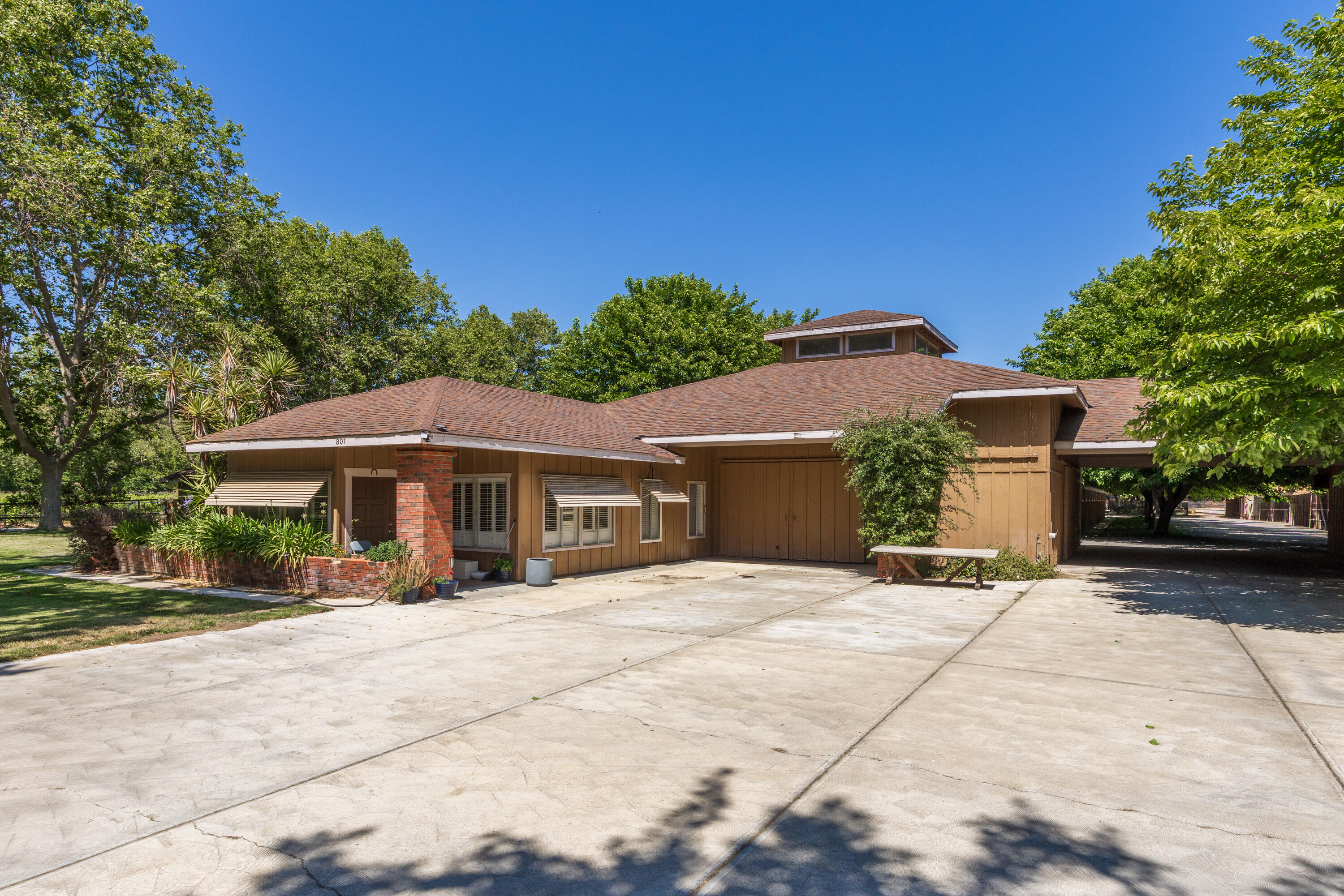 801 E Highway 246